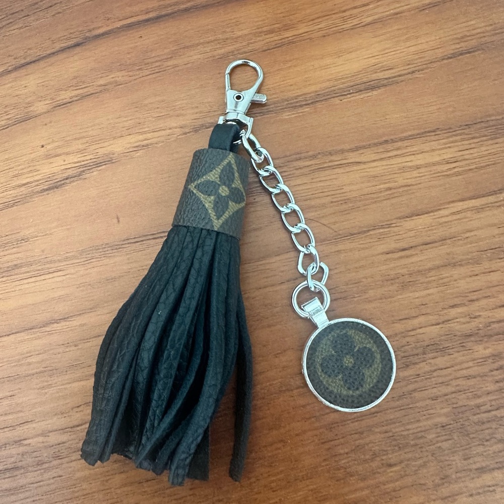 Handmade tassel keychain